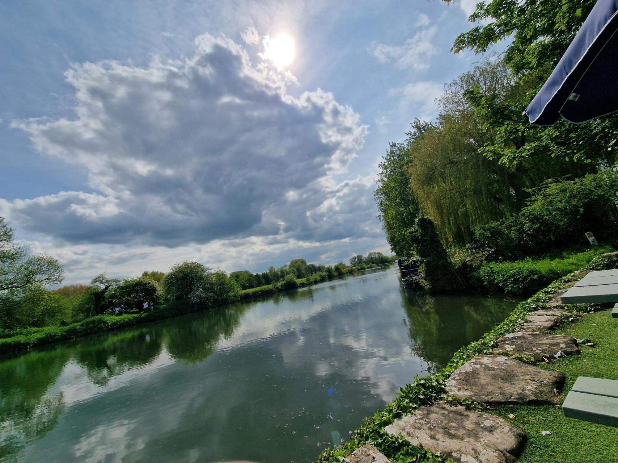 The Riverside Лечлейд Екстер'єр фото